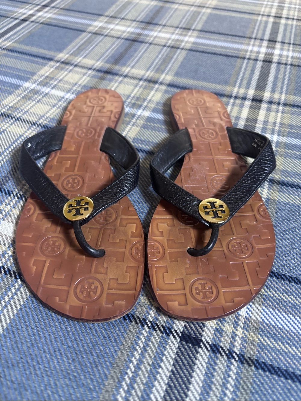 Tory Burch Thora Leather Logo Thong Sandals